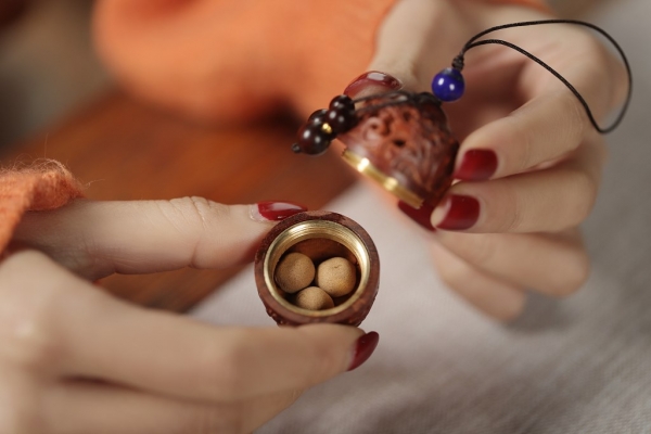 香盒吊坠紫檀木装饰品