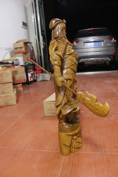 85公分绿檀木关公雕像供奉用关羽站像工艺品