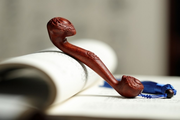 如意紫檀小号手把件